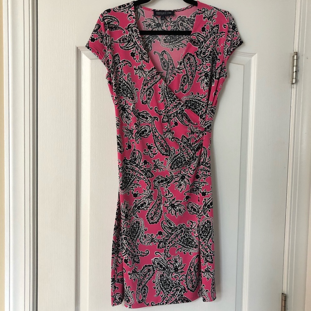 Jones NEW YORK signature petite. WORN ONCE.